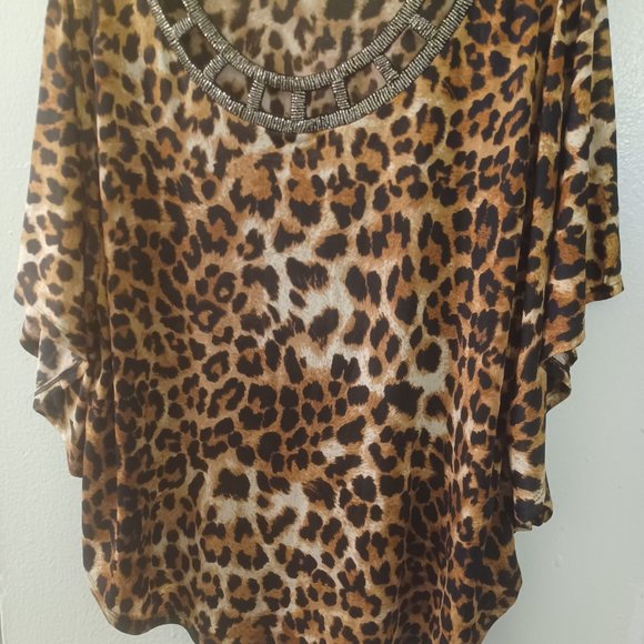 Lavish Animal Print Poncho Tunic Shirt Size M - Picture 11 of 14